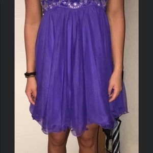Dillard’s homecoming dress! Size: 1 $100